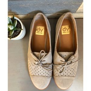 Dolce Vita Suede Lace up Oxford Flats